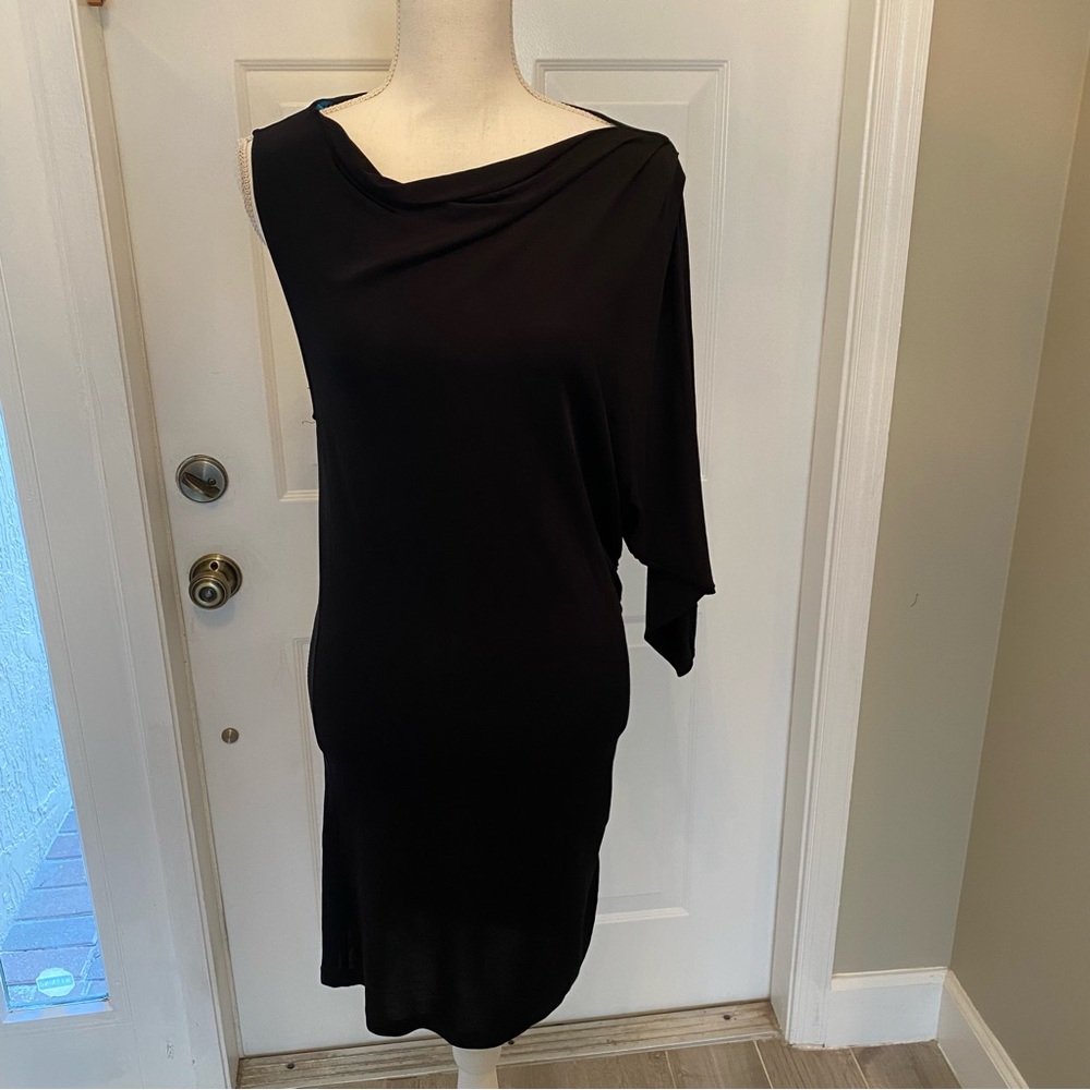 Alice + Olivia asymmetrical dress with one sleeve
